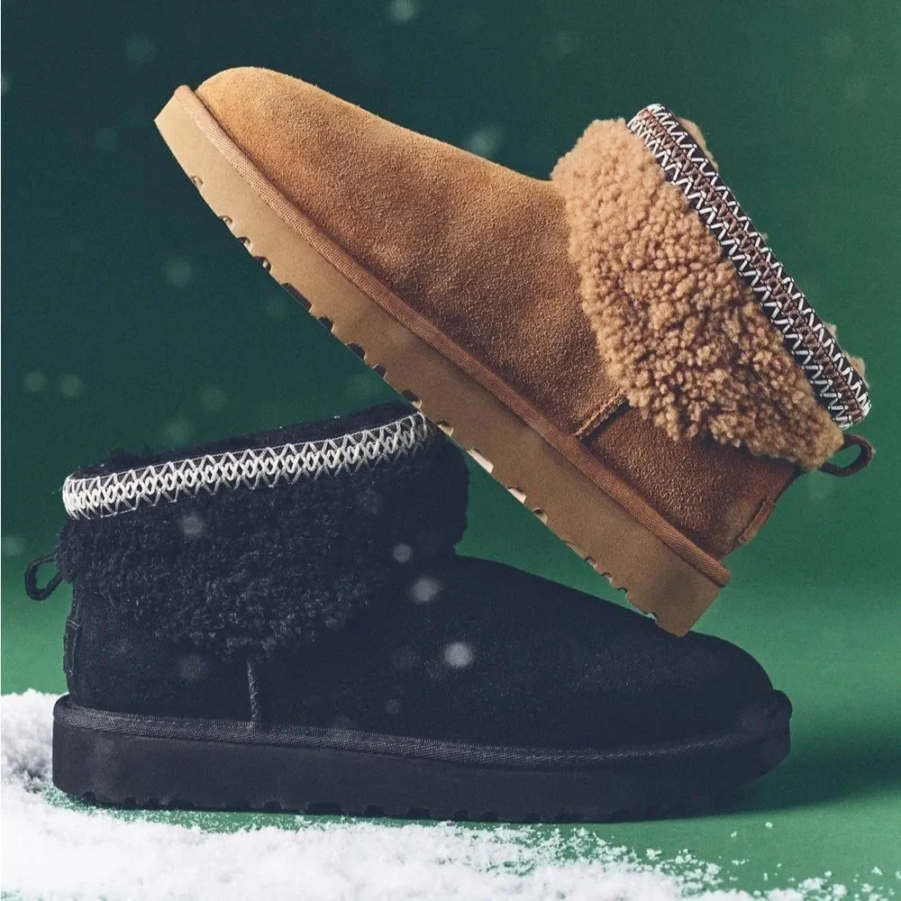UGG Classic Ultra Mini Maxi Curly Boots